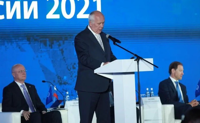 Владимир Путин участникам Съезда Союза машиностроителей России: «Государство и впредь будет всемерно поддерживать новые, востребованные проекты машиностроительных компаний и предприятий»